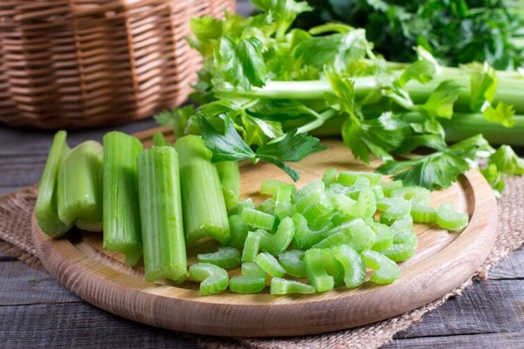 Z celeru můžete připravit lék na léčbu cervikální osteochondrózy